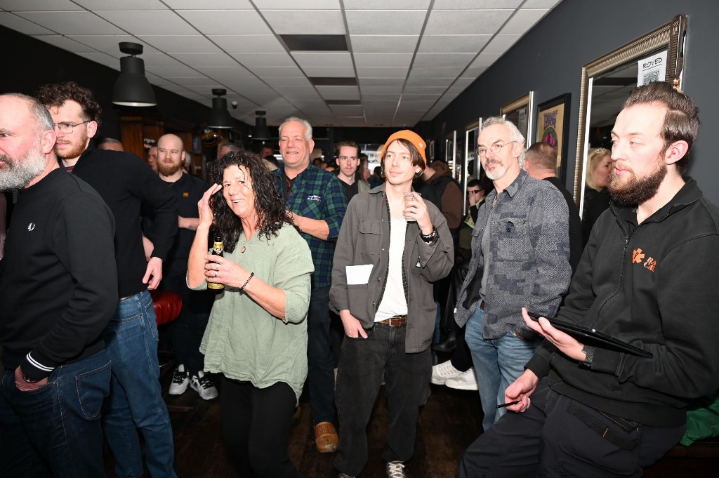 ../Images/10 jaar Ro's Barbershop 045.jpg